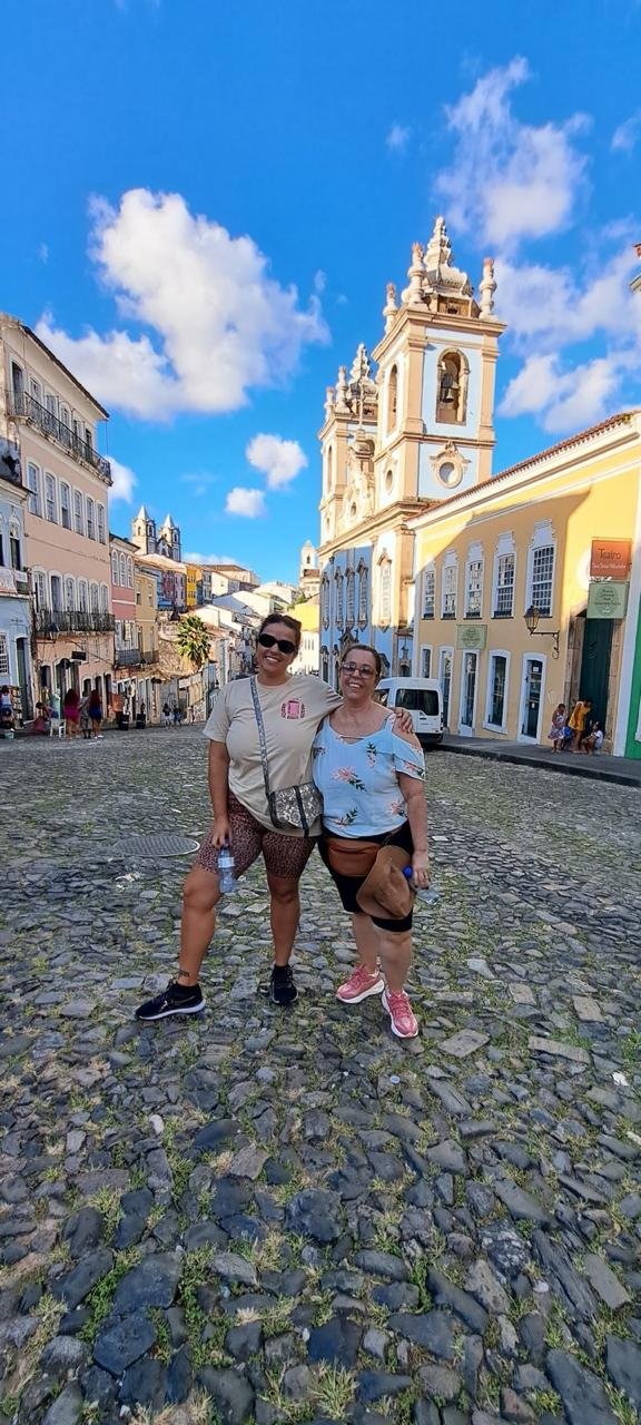 Em uma visita guiada ao Centro Histórico de Salvador, com foco na história arquitetônica. 2024